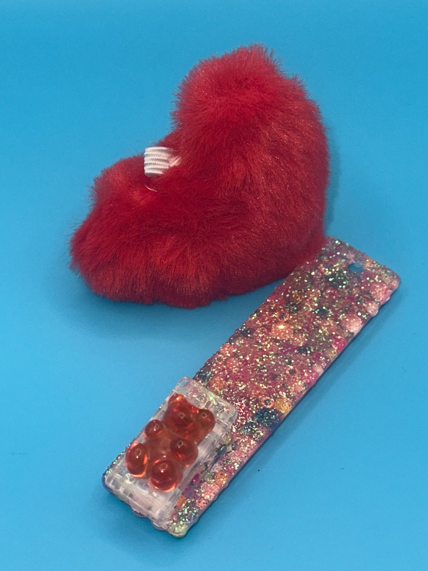 Card Grabber Keychain for Long Nails w/Heart Pom