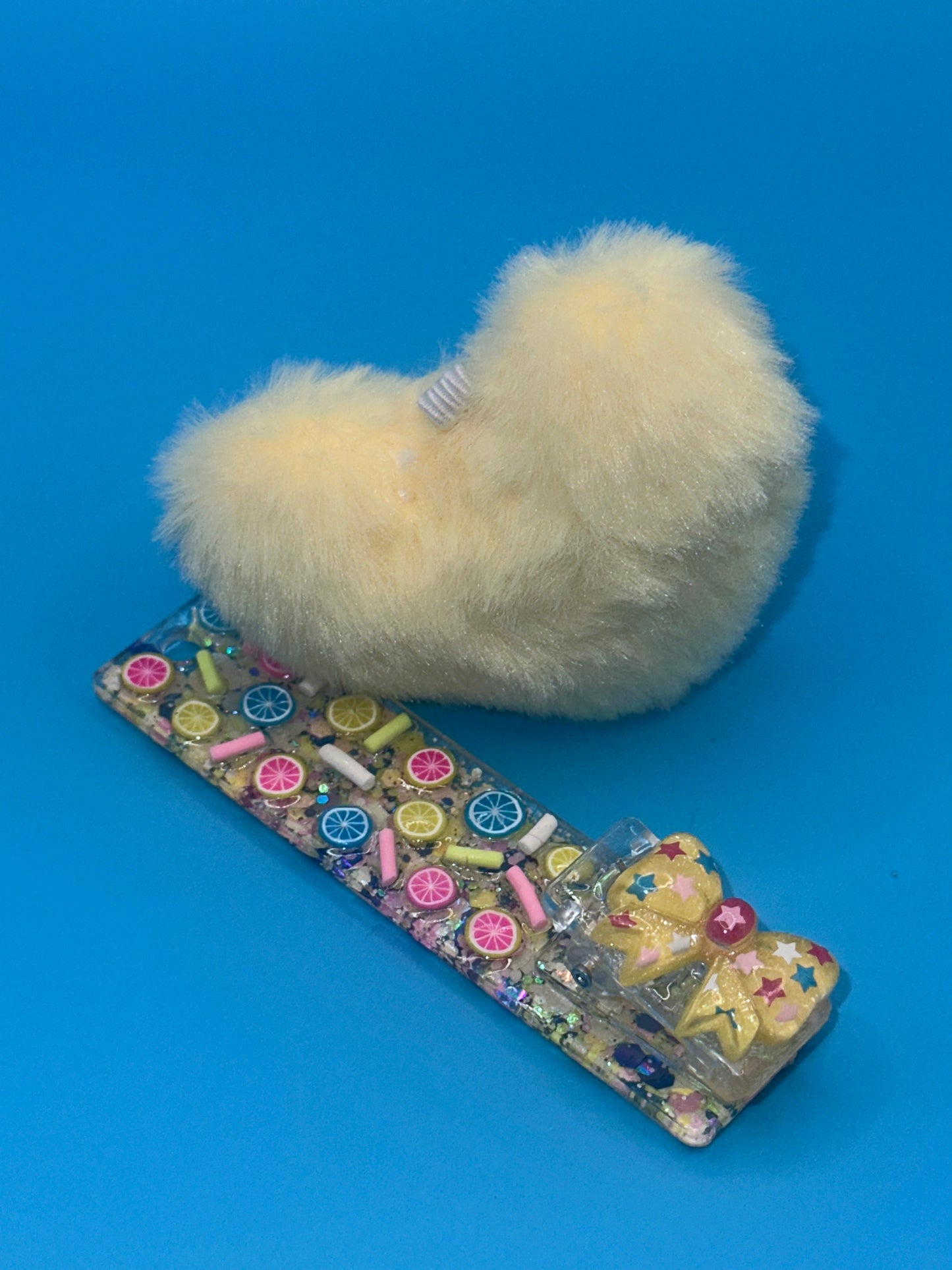 Card Grabber Keychain for Long Nails w/Heart Pom