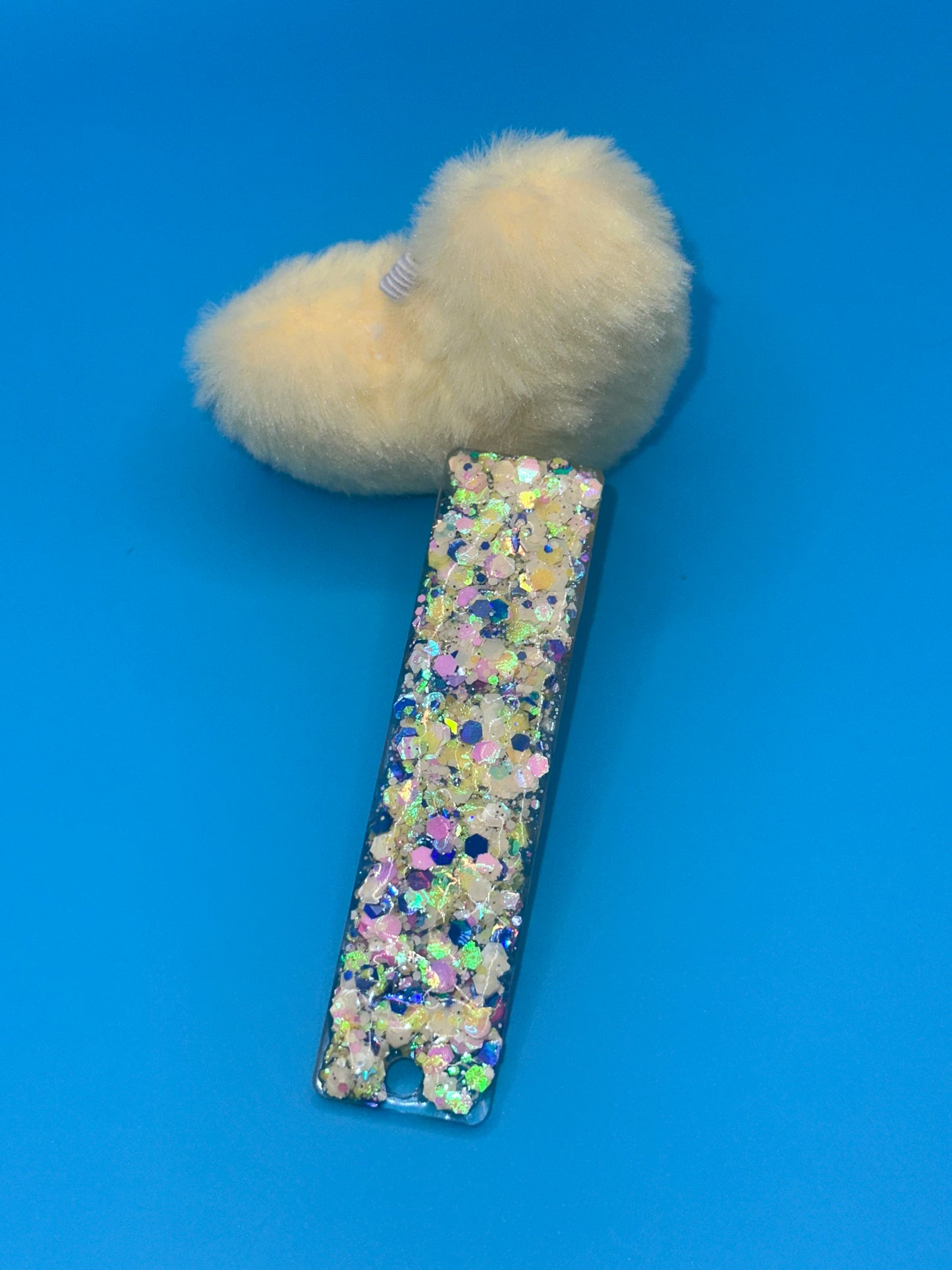 Card Grabber Keychain for Long Nails w/Heart Pom